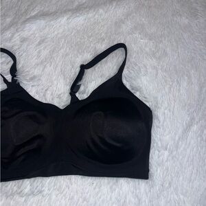 Spanx Black Sports Bra Wireless Extra Large XL D-DD